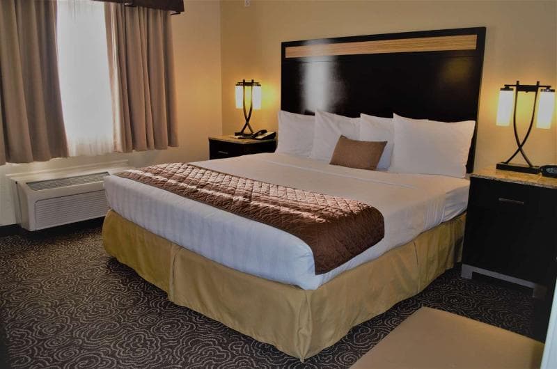 Best Western Plus Castle Rock 4