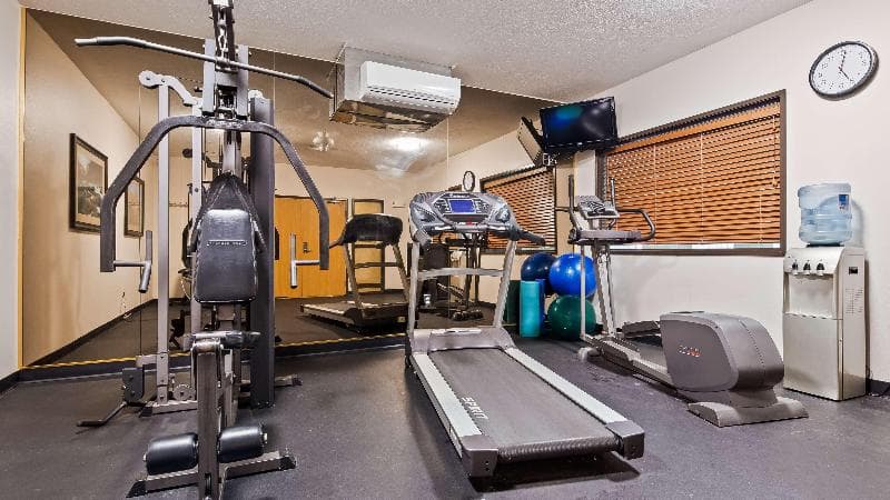 Best Western Plus Eagleridge Inn & Suites 2