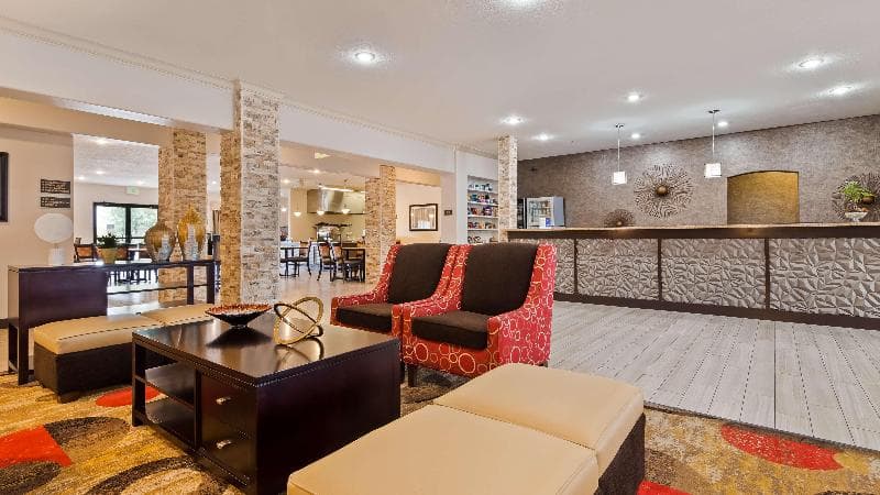 Best Western Plus Eagleridge Inn & Suites 5