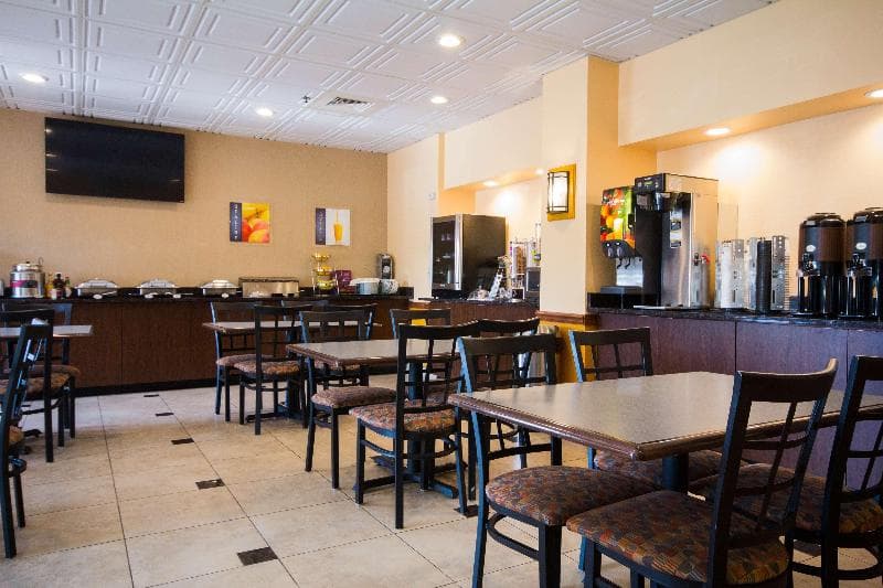 Best Western Brighton Inn 3