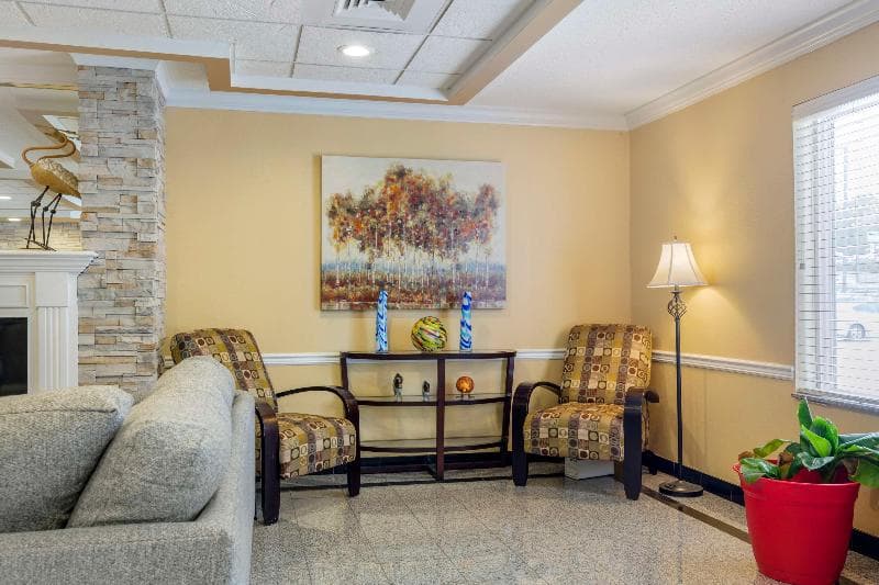 Best Western Plus New England Inn & Suites 4