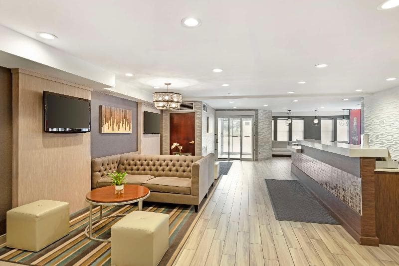 Best Western Plus Fairfield Hotel 4