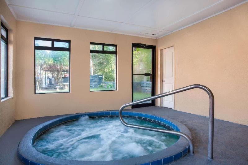 Baymont by Wyndham Lake City 3