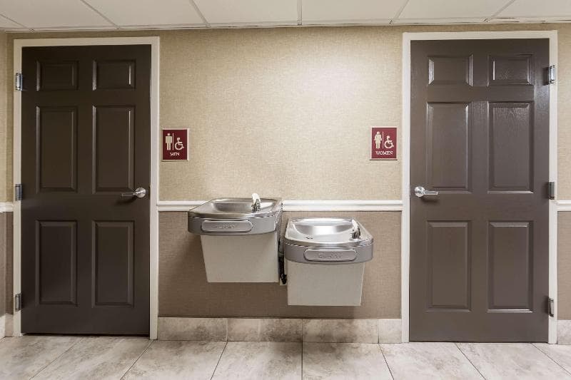 Best Western Plus Sebastian Hotel & Suites 1