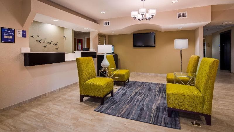 Best Western Edgewater Inn 5