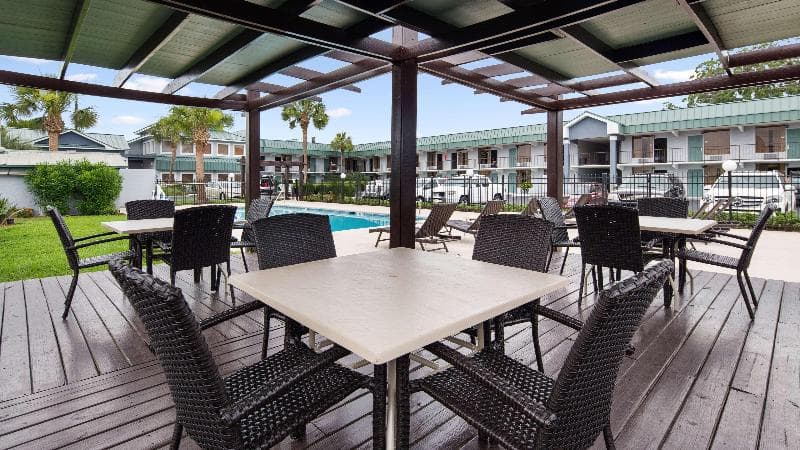 Best Western Central Inn 5