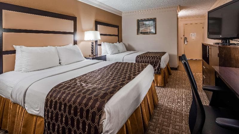 Best Western Riverside Inn 5