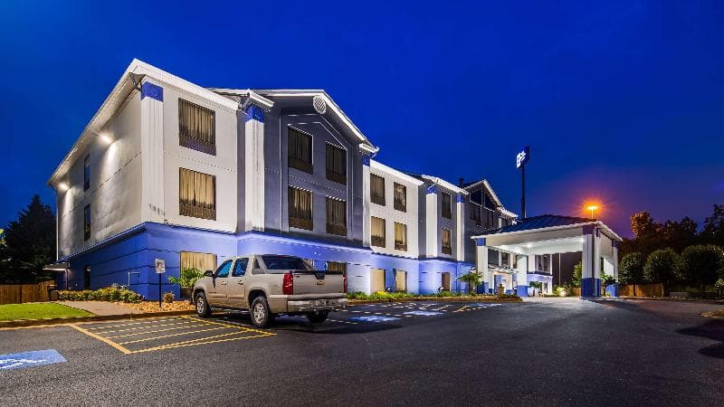 Best Western Plus McDonough Inn & Suites 3