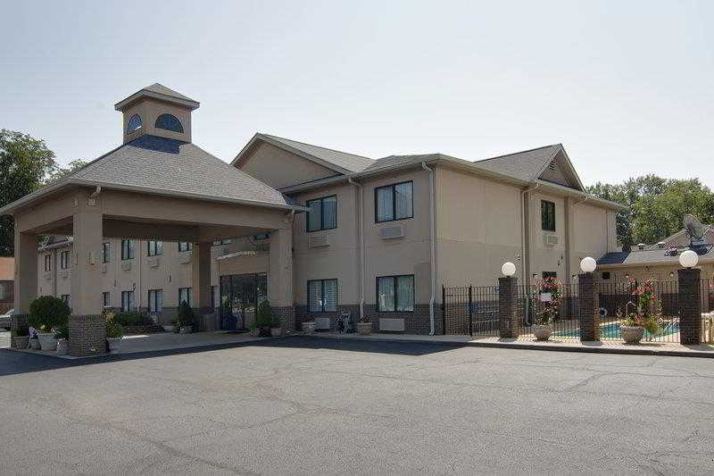 Econo Lodge 2