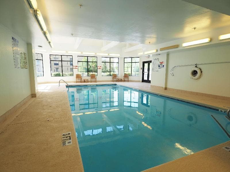 Country Inn & Suites by Radisson, Canton, GA 2