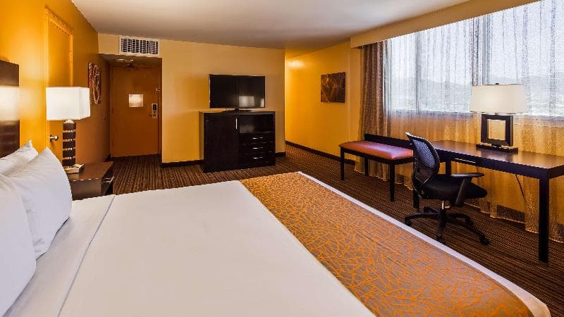 Best Western The Plaza Hotel Honolulu Airport 3