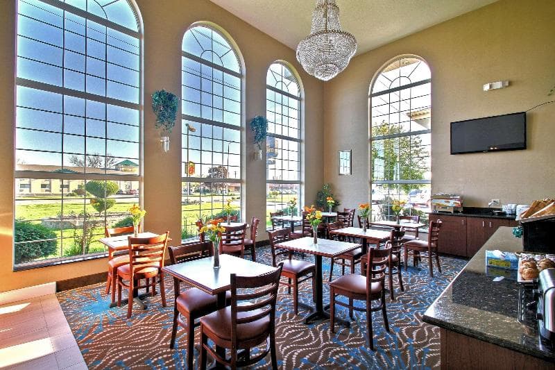 Best Western Airport Inn 3