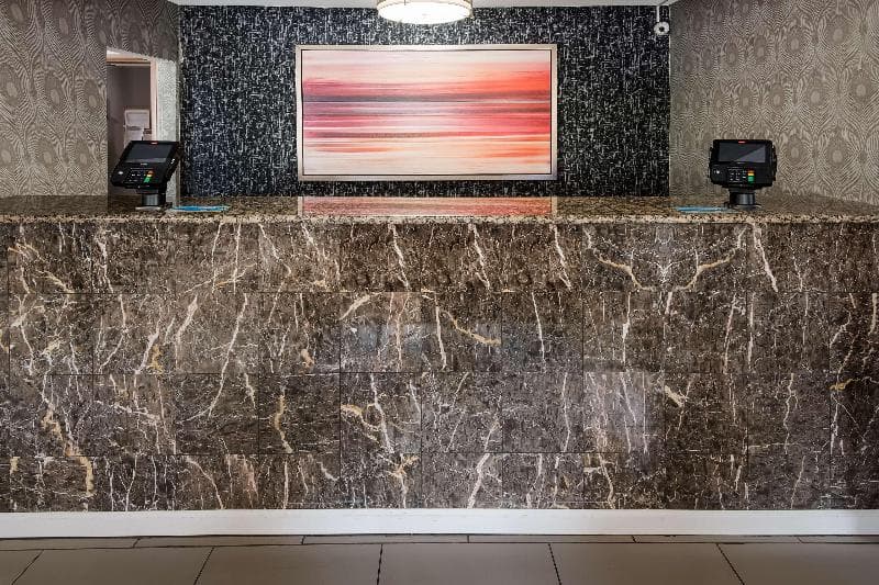 Best Western Riverside Inn 4