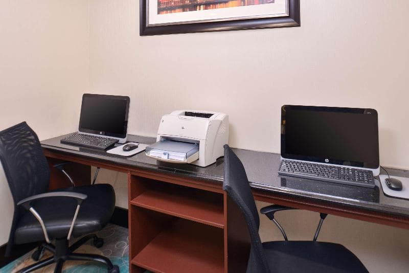 Best Western Plus Chicagoland - Countryside 5