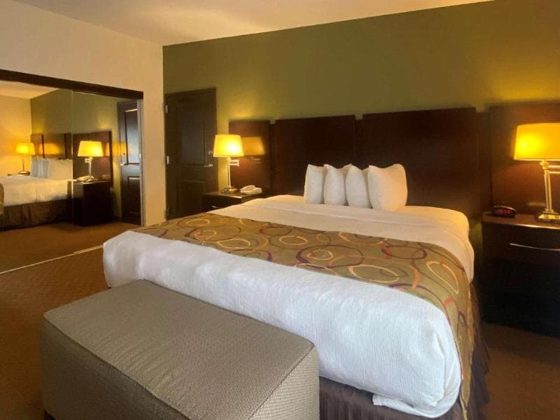 Best Western Plus Antioch Hotel & Suites 2