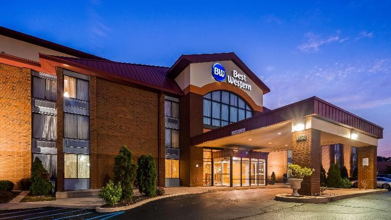 Best Western Luxbury Inn Fort Wayne 2