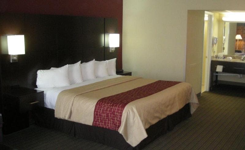 Red Roof Inn Vincennes 3