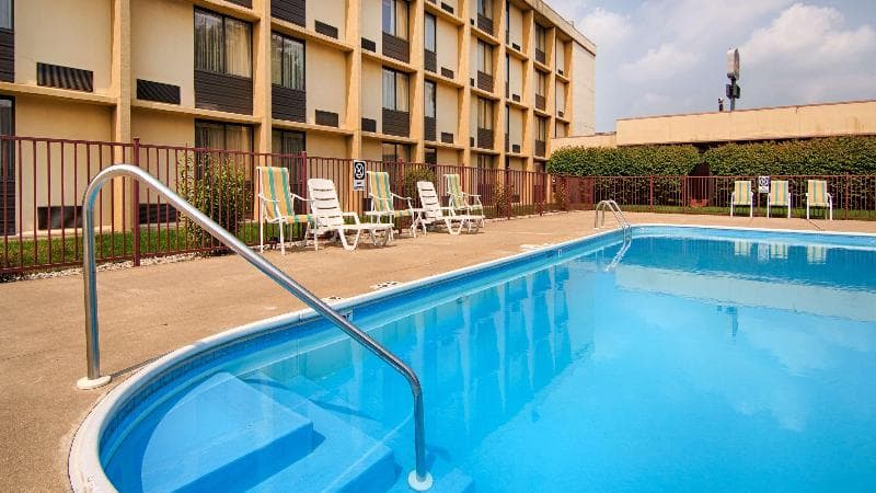 Best Western Northwest Indiana Inn 3