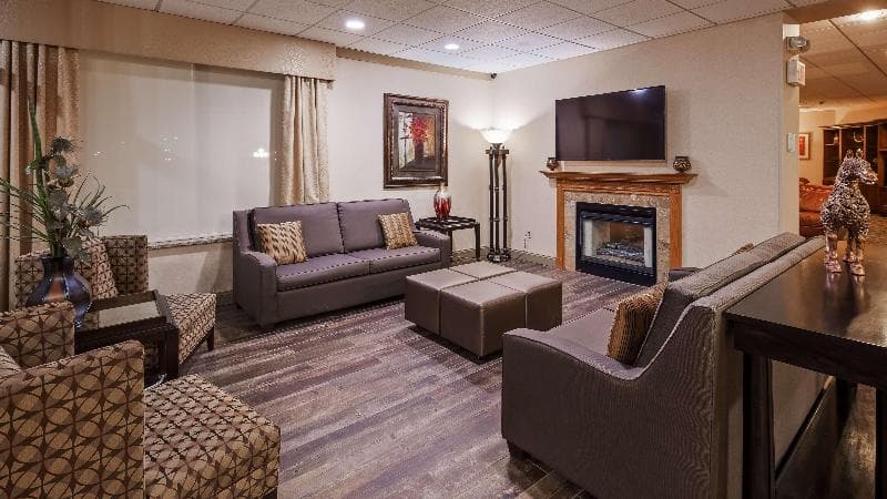 Best Western Crossroads of the Bluffs 3