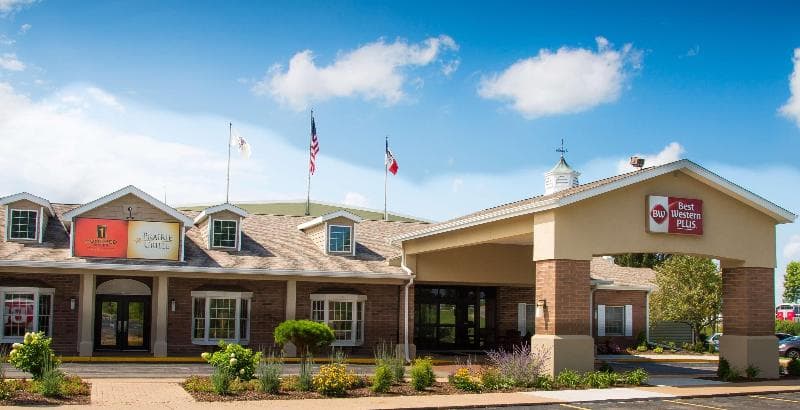 Best Western Plus Steeplegate Inn 4