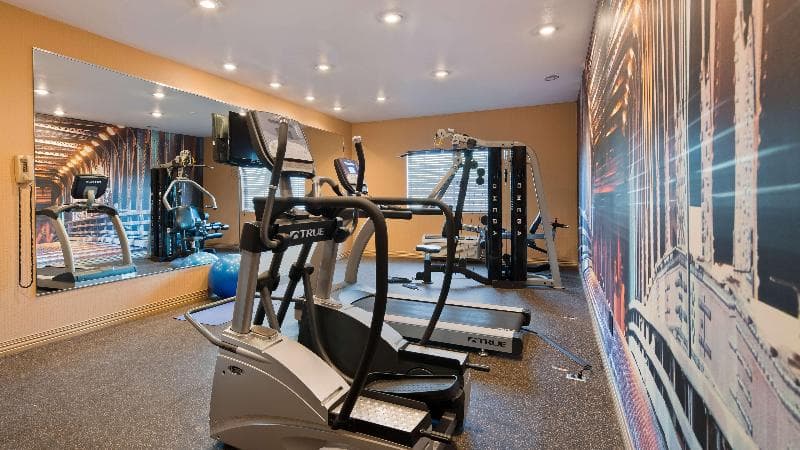 Best Western Manhattan Inn 2