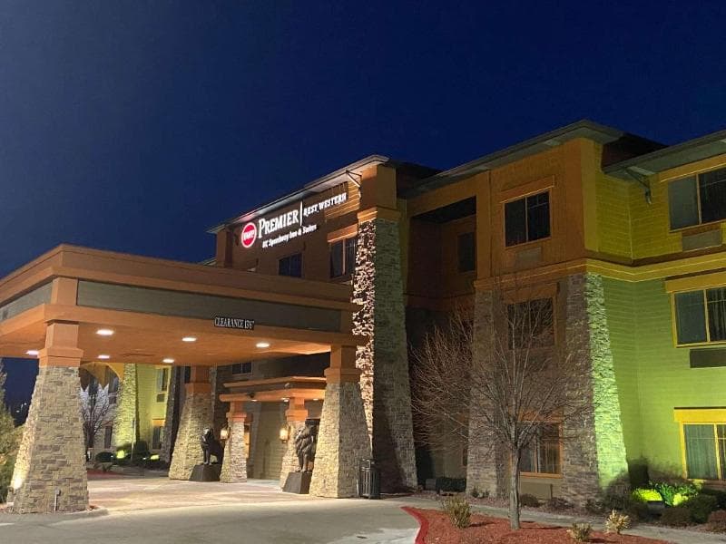 Best Western Premier KC Speedway Inn & Suites 2