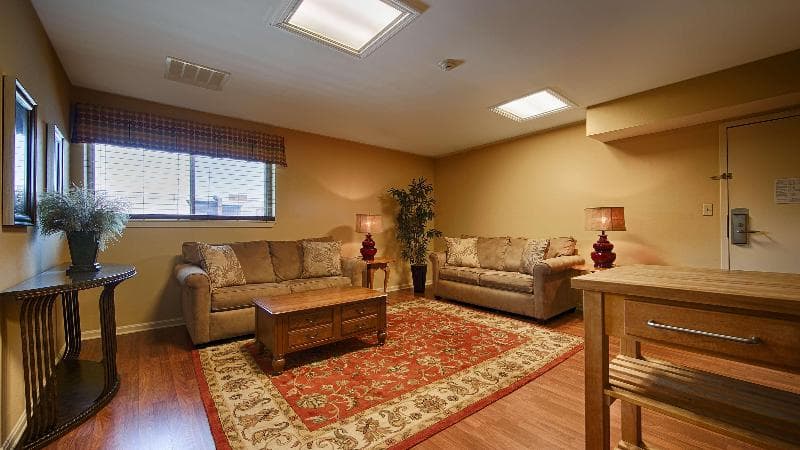 Best Western Shelbyville Lodge 4