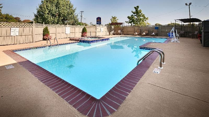 Days Inn by Wyndham Columbia Kentucky 5