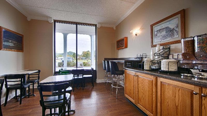 Best Western Wilderness Trail Inn 2