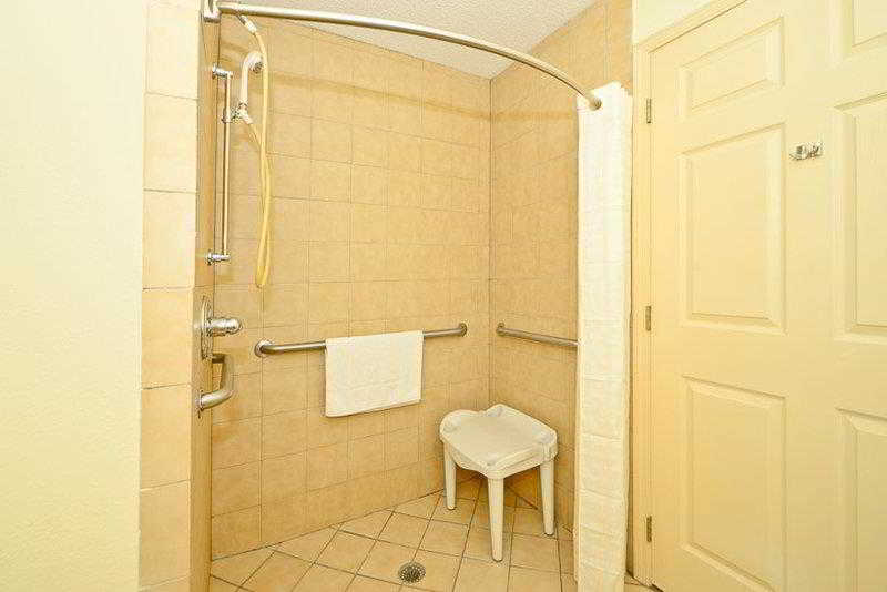 Manchester Heritage Inn And Suites photo 1