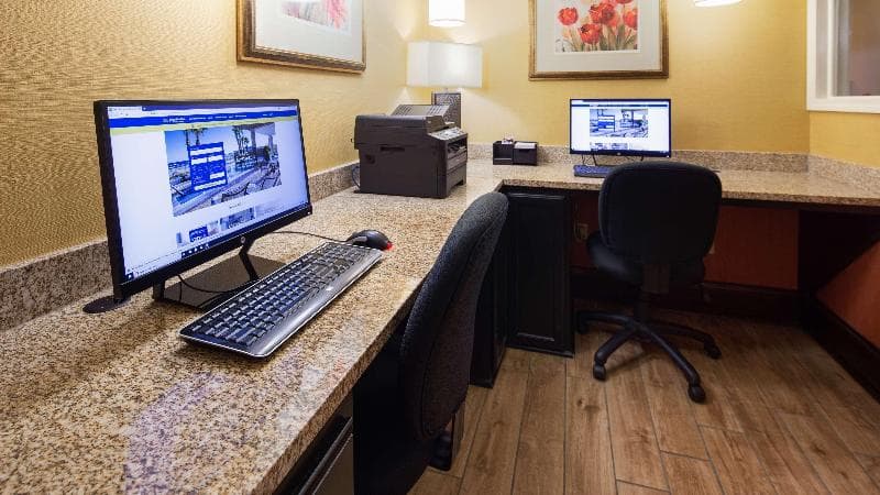 Best Western Plus Georgetown Corporate Center Hotel photo 1