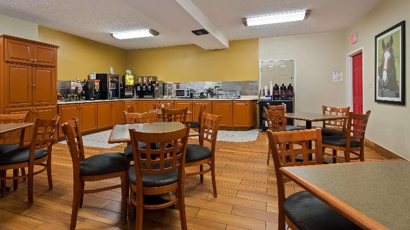 Best Western Paris Inn 5