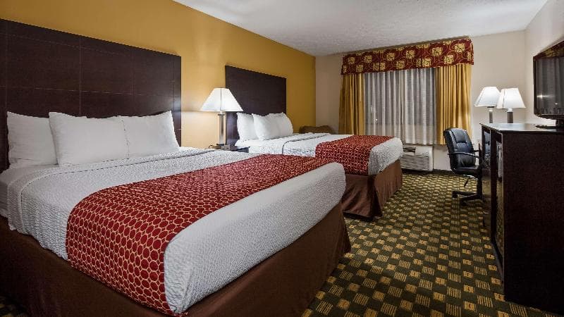 Best Western Paris Inn 2