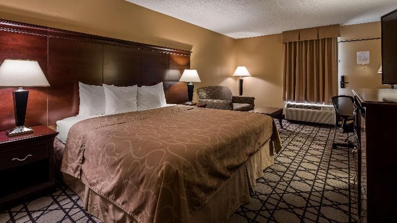 Best Western University Inn 2