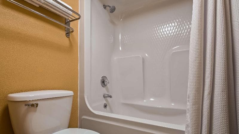 Best Western University Inn 3