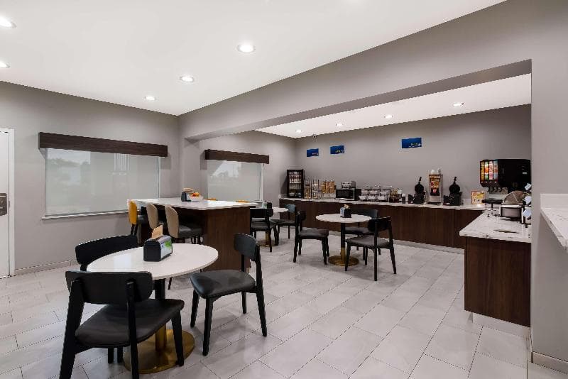 Best Western La Place Inn 3