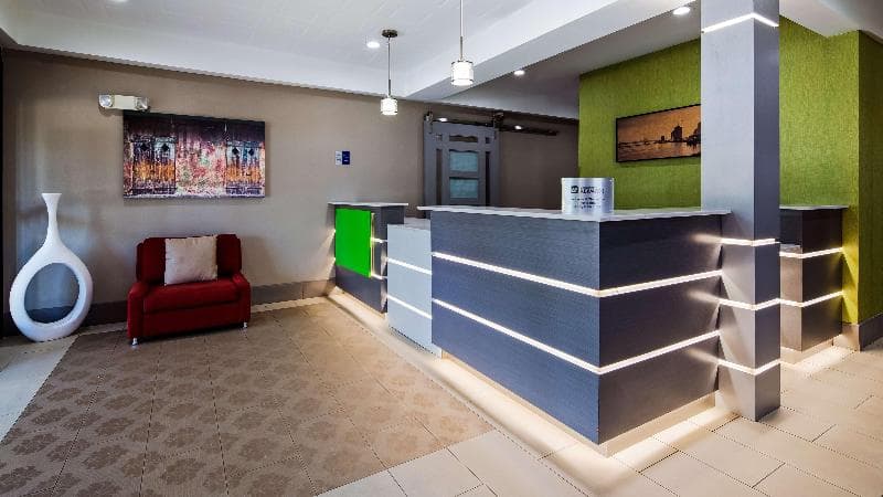 Best Western Plus Slidell Hotel 4