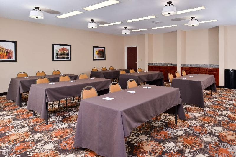 Best Western Plaquemine Inn photo 1