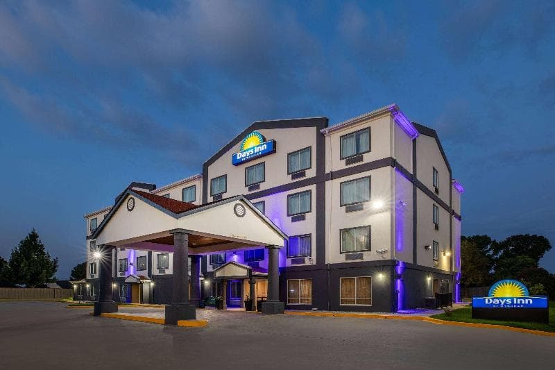 Days Inn by Wyndham Baton Rouge/I-10 4
