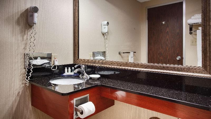 Best Western Plus Augusta Civic Center Inn 5