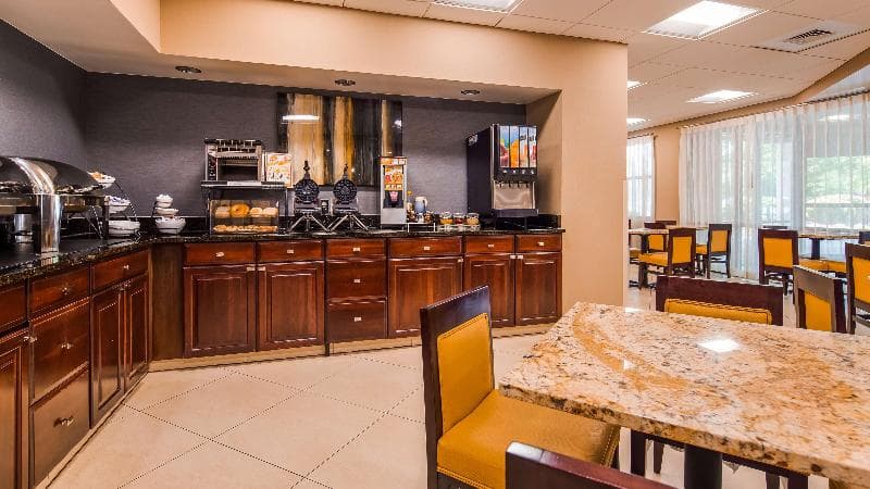 Best Western Plus BWI Airport Hotel - Arundel Mills 2