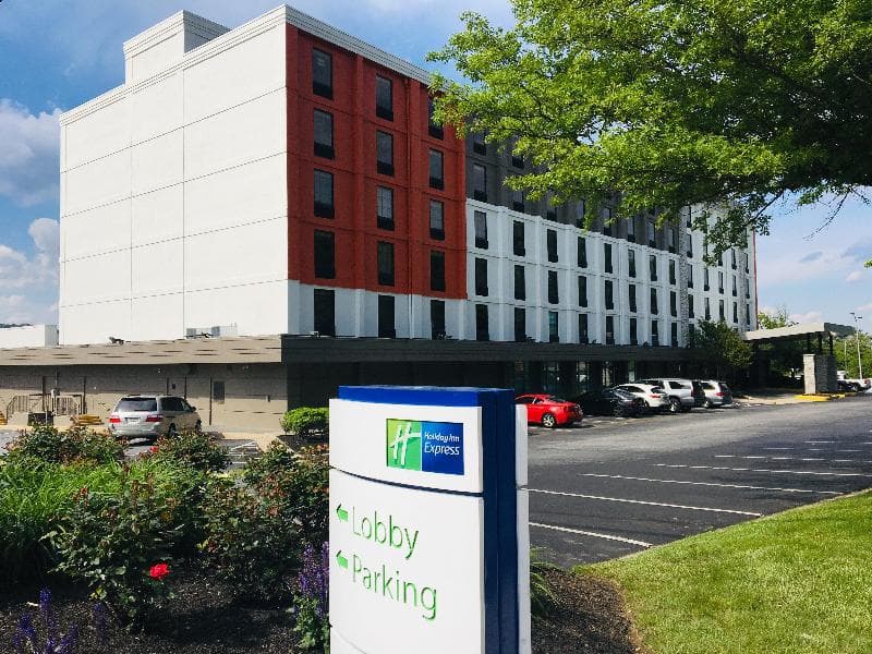 Holiday Inn Express Towson Baltimore N 2