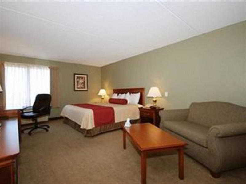 Aloft Framingham main