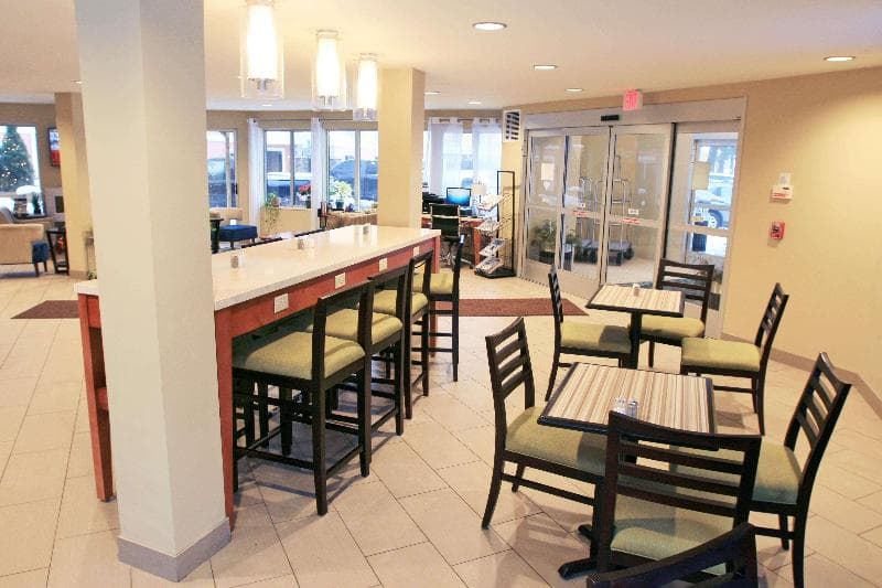 Best Western Plus Traverse City 3