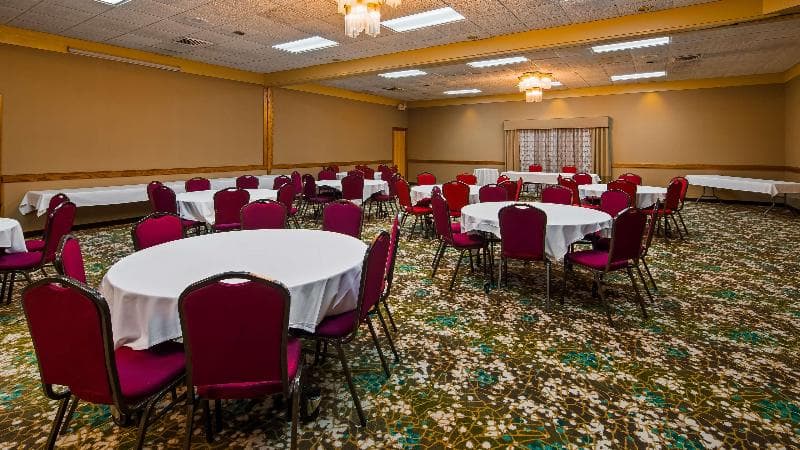 Best Western Woodhaven Inn photo 1