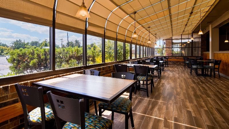 Best Western Woodhaven Inn 4