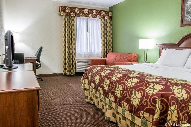 Clarion Inn I-94 Near Expo Center 4