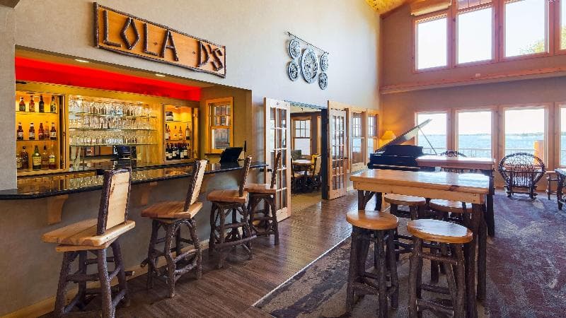 Best Western Premier The Lodge on Lake Detroit photo 1