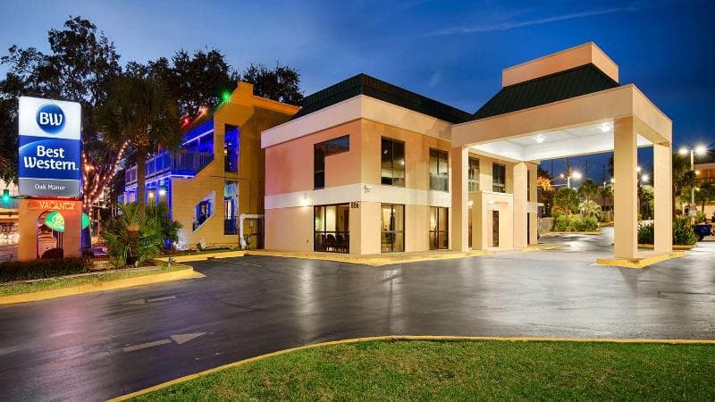 Best Western Oak Manor 4