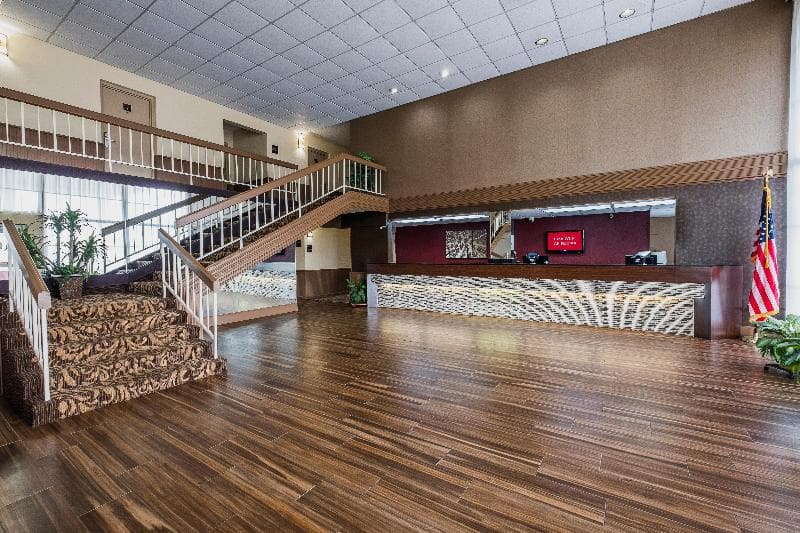 Red Roof Inn Meridian 5